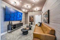 Luxe - Amenities - Lounge