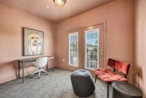 Luxe - Amenities - Study Lounge
